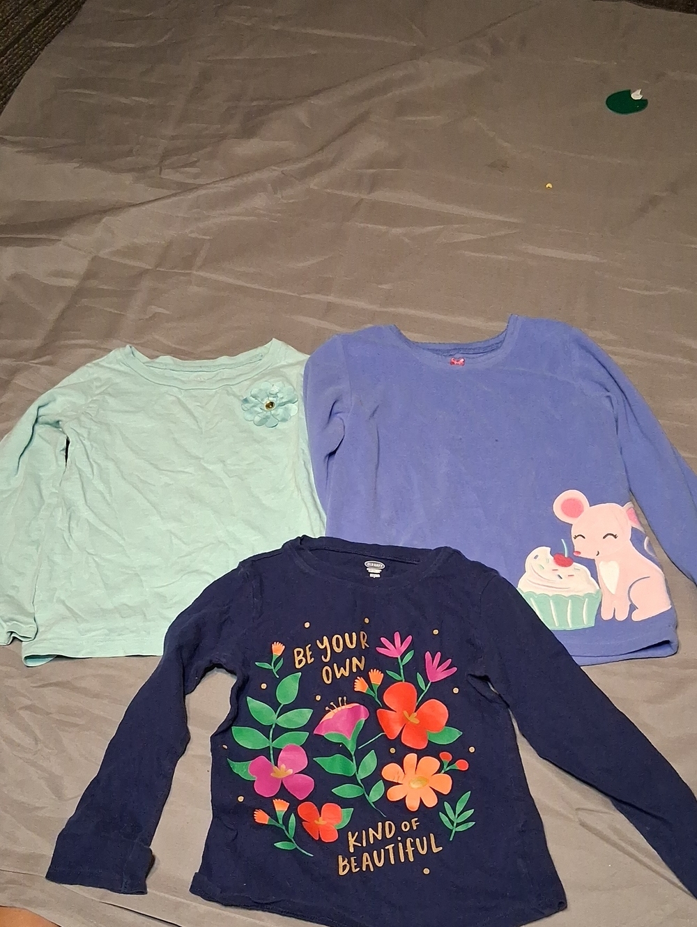 Girls' Long-Sleeve Graphic Tops - Mint, Lavender, Navy